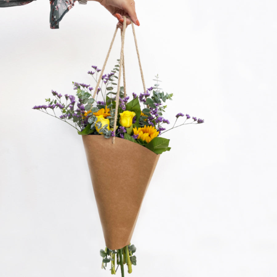 Paper Cones with String for Flowers - Kraft