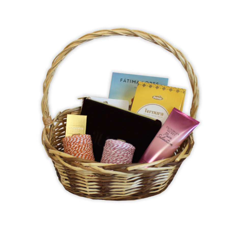 Oval Wicker Basket with Handle - Two-tone