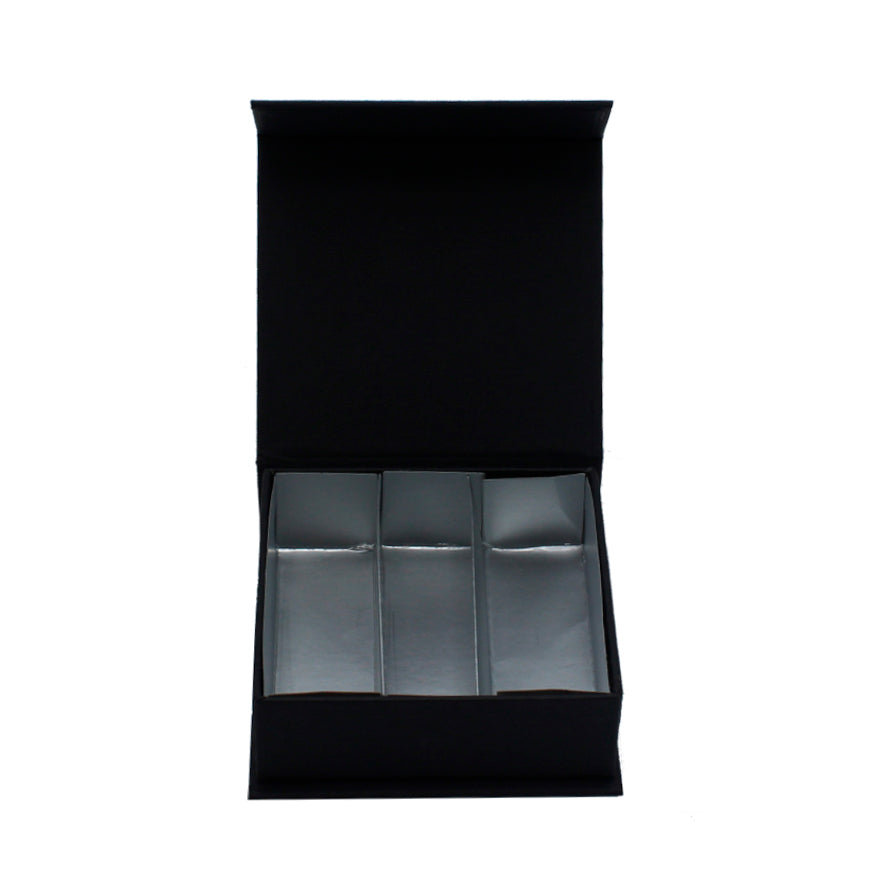 Caja Premium Tarjeta 1200g con Imán y Separadores para 4 Chocolates - Negro