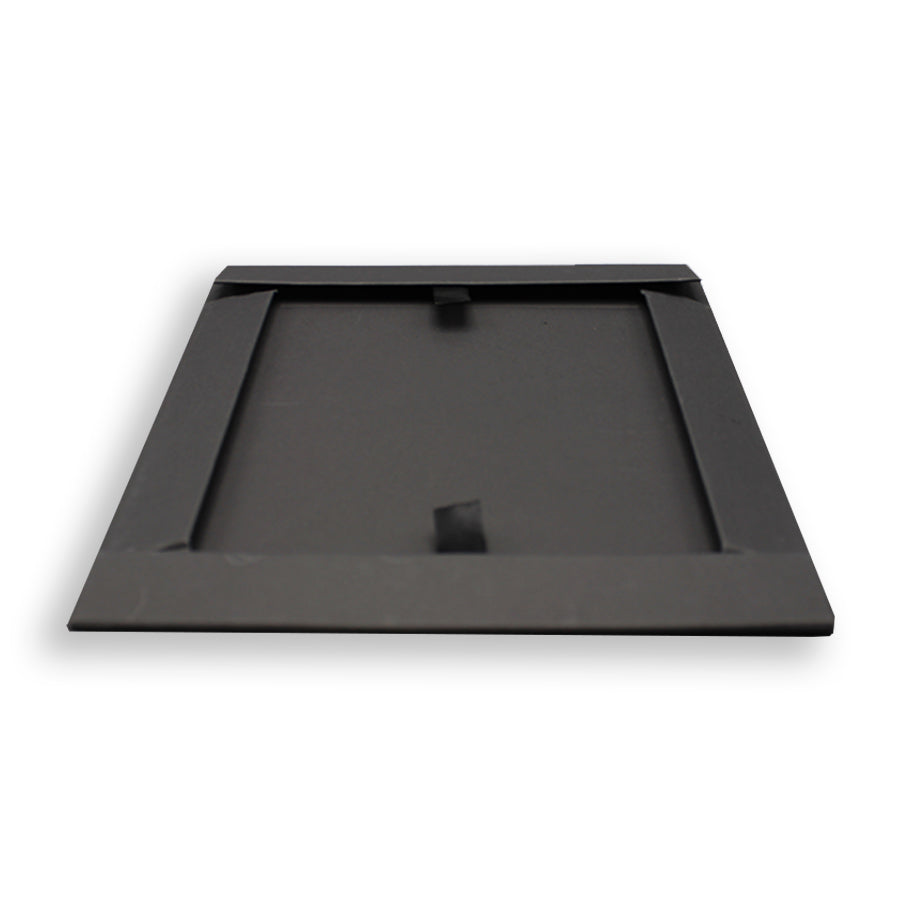 Caja Premium Tarjeta 1200g con Imán y Adhesivo - Plastificado Mate - Negro
