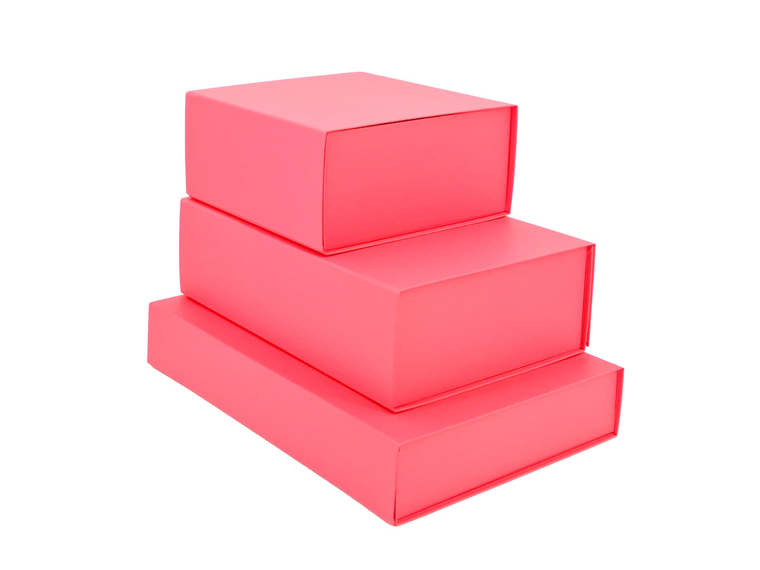 Caixa Premium Cartão 1200g com Iman e Adesivo - Plastificado Mate - Rosa