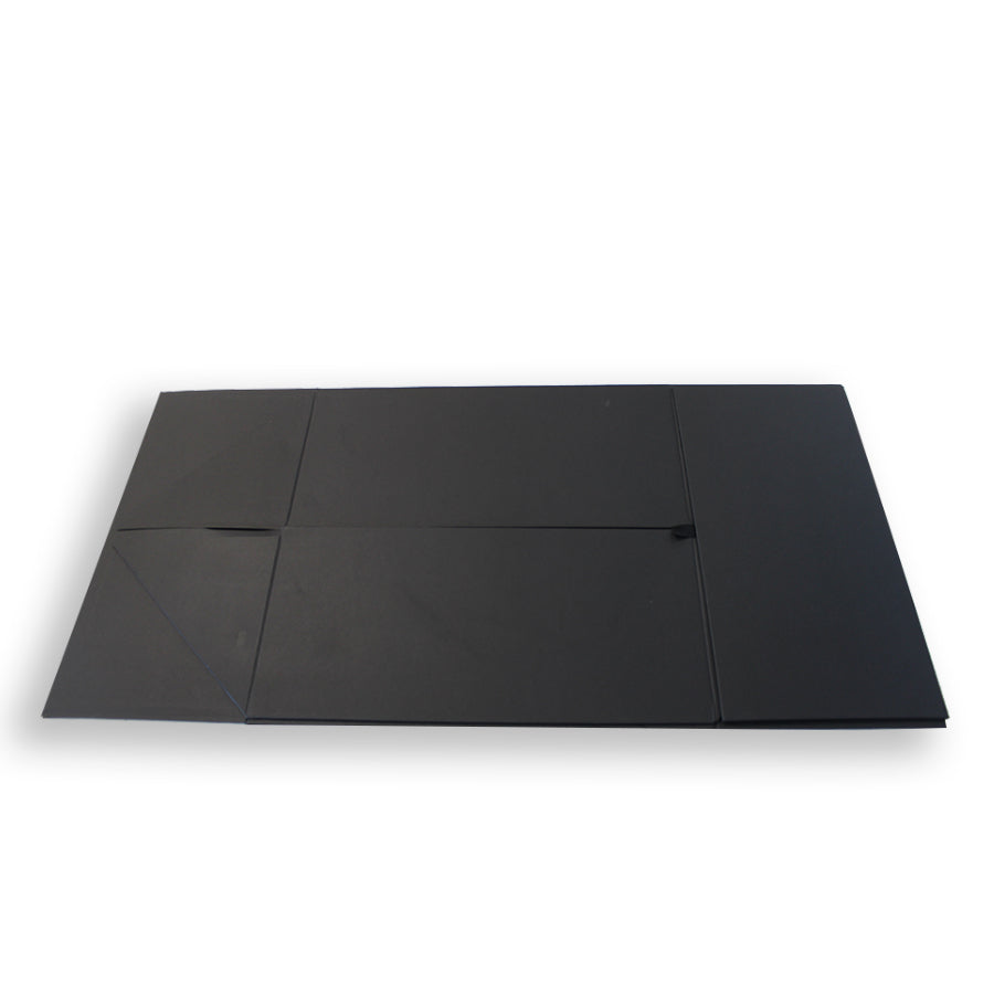 Caja Premium Tarjeta 1200g con Imán y Adhesivo - Plastificado Mate - Negro