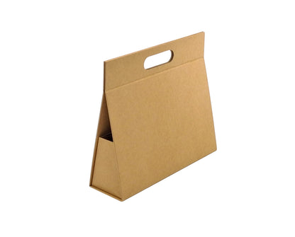 Caja Regalo Premium Triangular con Asa e Imán - Plastificado Mate - Kraft