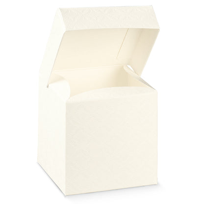 Cajas con Tapa Integrada - Blanco - "Matelasse"